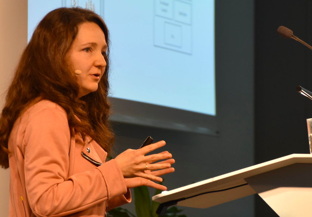 Handelsblatt Fights AI Traffic Slump with Content Warehouse and Smart Search Solutions